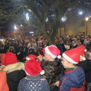 la foule place Michel Gardeux